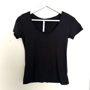 Aritzia The Group Babaton T-Shirt